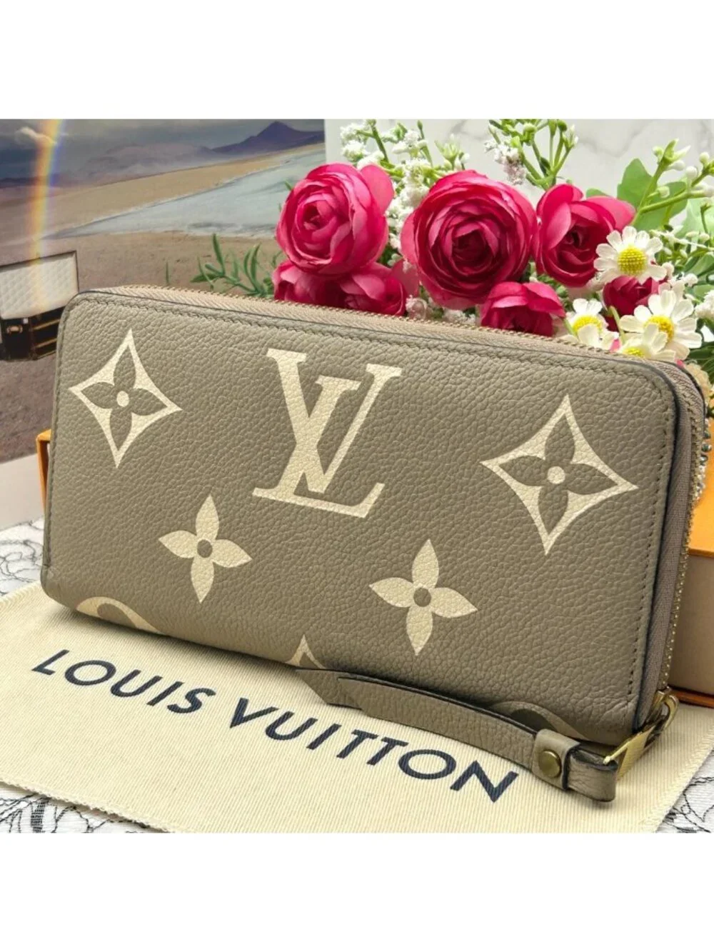 Louis Vuitton Empreinte Bicolor Zippy Wallet